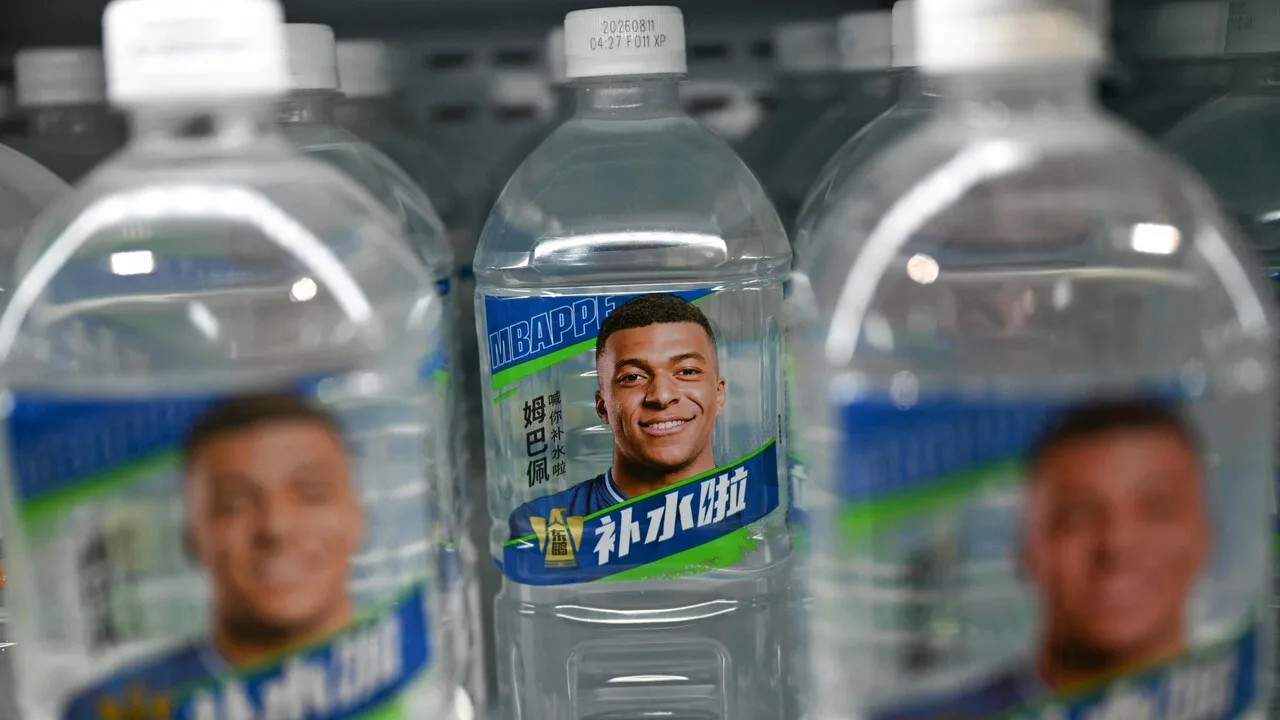 Cina rivede posizione su Mbappé dopo le scuse